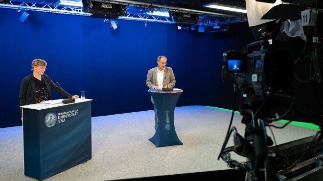 placeholder image — Studio photo