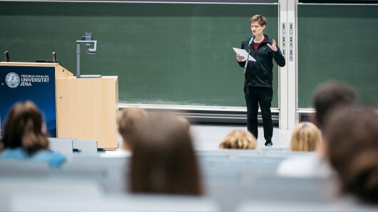 Poetry-Vortrag von Friedrich Herrmann zum Hochschulinfotag