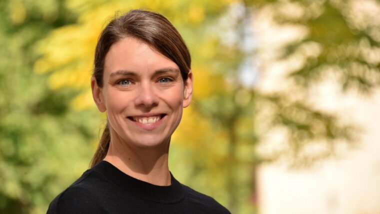 Irina Lock ist Professorin für Kommunikationswissenschaft mit dem Schwerpunkt strategische Kommunikation.