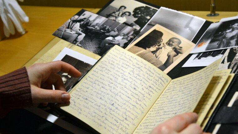 Das Tagebuch von Eva Schiffmann und Fotos ihrer deutsch-jüdischen Familie.