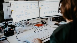 Arbeiten mit den Referenzprozessen in Astah