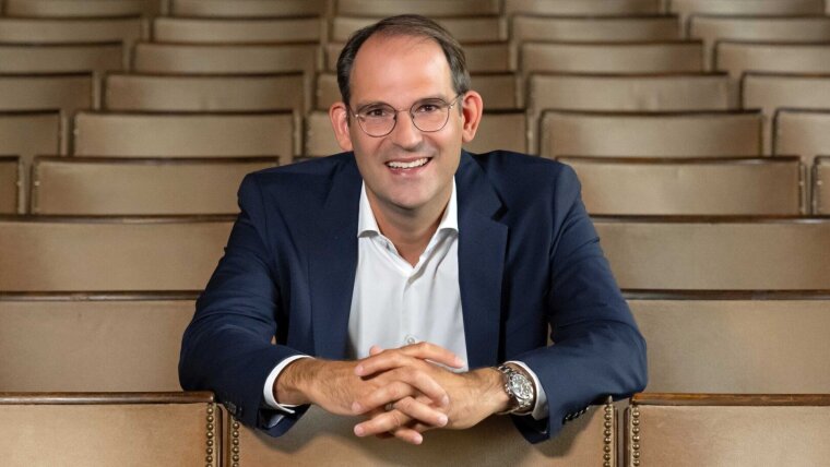 Prof. Dr. Nicolas Zacharias von der Universität Jena.