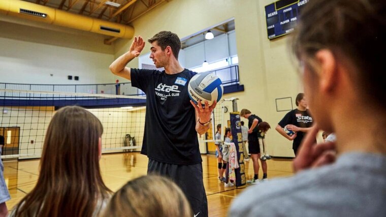 Durchführung eines Trainingscamps mit dem Volleyball Club