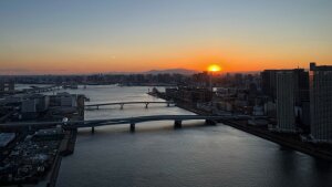 Sonnenuntergang- Skyline Tokio mit Mount Fuji in der Ferne