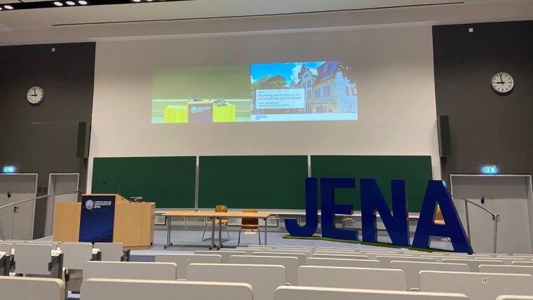 Hörsaal an der Uni Jena