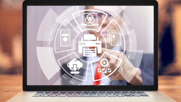 Laptop mit Office Konzept