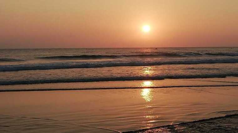 Sonnenuntergang in Tamsui, der so berühmt ist, dass viele Paare hier ihre Hochzeitsbilder schießen lassen (nord-westlich von Taipei)