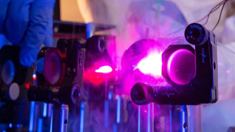 Filling of a spectro-electrochemical cell.