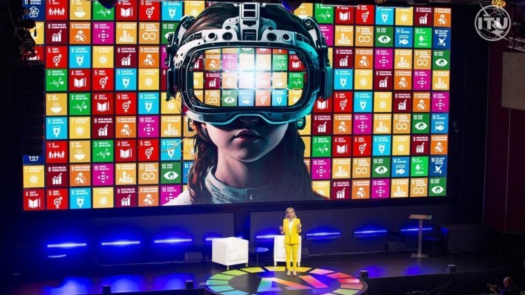 Doreen Bogdan-Martin, Generalsekretärin der International Telecommunication Union, eröffnet den AI for Good Global Summit 2023 in Genf am 6. Juli 2023.