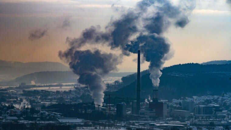 Steam rises from the Jena cogeneration plant.