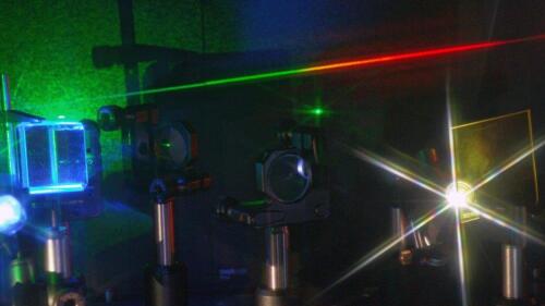 Versuchsaufbaus in einem Laserlabor