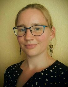 Dr. Claudia Schroth
