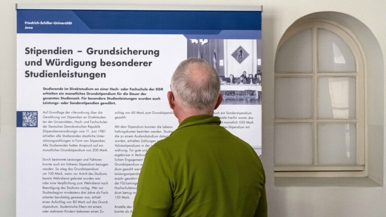Blick auf eine Tafel der neuen Sonderausstellung.