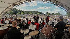 Brass Band mit Publikum