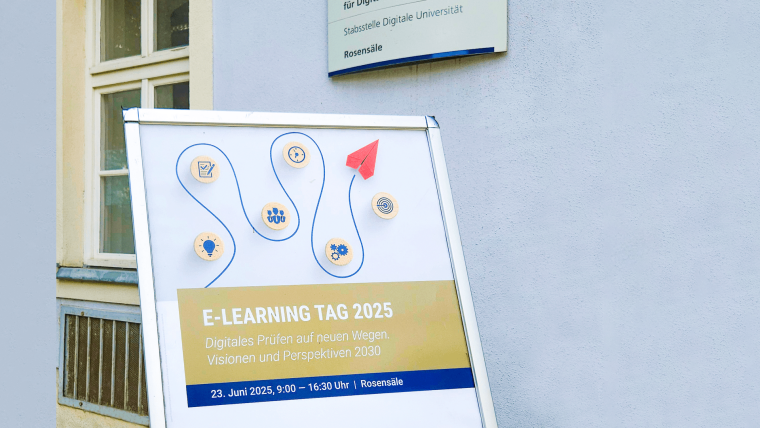 Aufsteller mit Poster in der Praxis