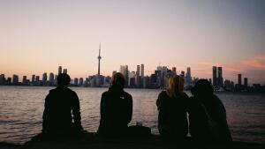 Roadtrip nach Toronto: Skyline zur Abenddämmerung
