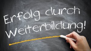 Tafel mit Schriftzug