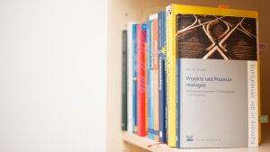 Bücher in der ThULB