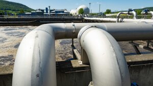 Kläranlage in Jena-Zwätzen. Hier wird Abwasser aufbereitet. Das »ThWIC«-Konsortium setzt sich für einen nachhaltigen Umgang mit der Ressource Wasser ein.