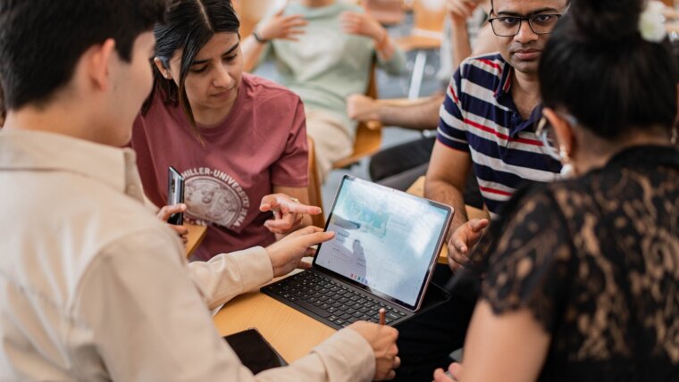 Studierende im Gespräch