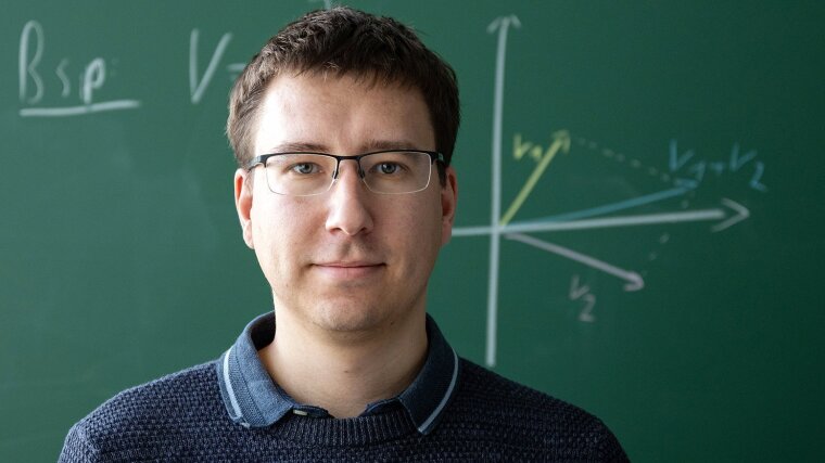 Dr. Manuel Robert Quaschner erhält den Lehrpreis 2025 der Universität Jena.