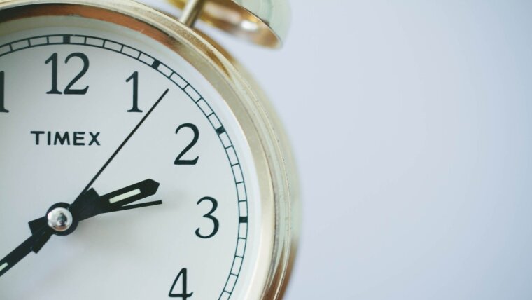 Uhr
