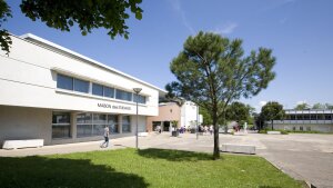 Universite de Poitiers - Maison des Etudiants