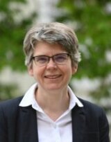 christina.brandt@uni-jena.de