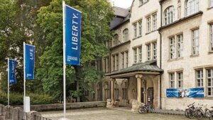 Universitätshauptgebäude