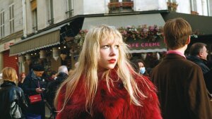 Femme rouge