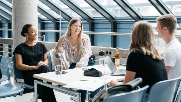 Studierende lernen gemeinsam