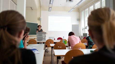 Studierende im Seminar