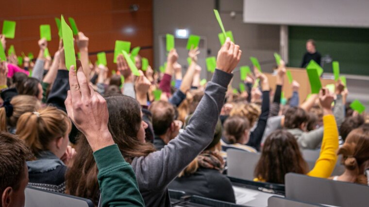 Abstimmung der Studierenden im Rahmen der PublicClimateSchool am 26. November.