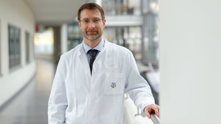 Prof. Dr. Mathias Pletz, Direktor des Instituts für Infektionsmedizin und Krankenhaushygiene