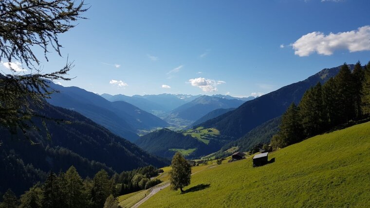 Das Periadriatische Lineament bestimmt maßgeblich die Lage großer alpiner Längstäler.