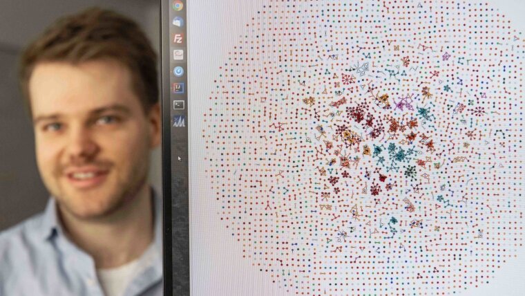 Kai Dührkop präsentiert die Visualisierung eines gemessenen Datensatzes mit der Software CANOPUS.