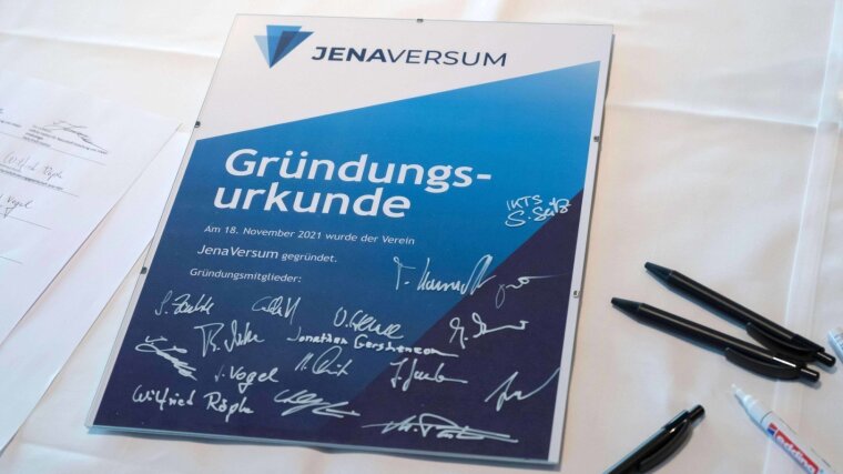 Gründungsurkunde des  Vereins JenaVersum.