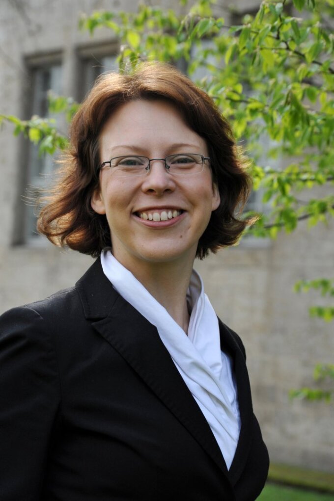 Prof. Dr. Miriam Roses Projekt „Writing to learn. Digitale schreibbasierte Lehre in der Systematischen Theologie“ wurde ausgezeichnet.