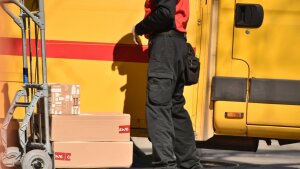 Zukünftig könnten mobile Paketstationen die Zustellung von Paketen übernehmen.
