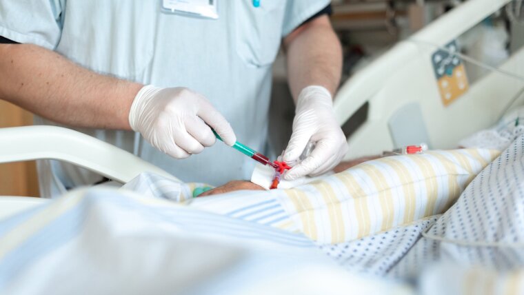 Blood diagnostics of biomarker for invasive fungal infection in sepsis patients does not lead to better outcome.