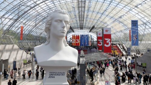 Die Universität Jena präsentiert sich vom 21. bis 24. März 2024 auf der Leipziger Buchmesse.