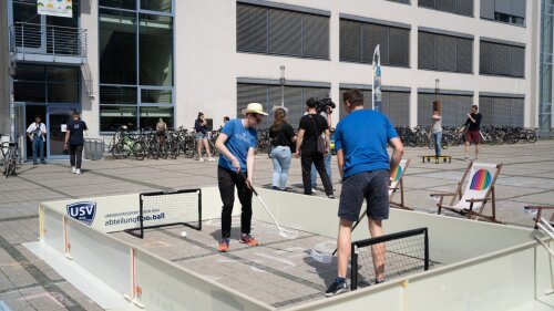 placeholder image — Bewegungsangebote am Campus: Floorball