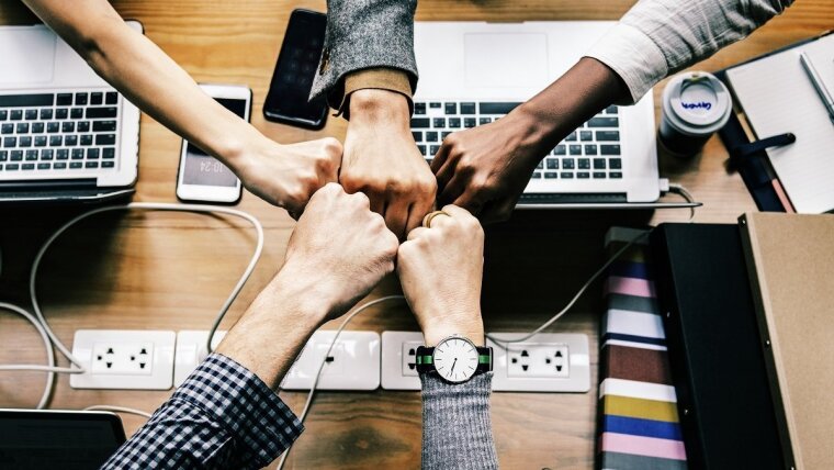 Zusammenarbeit im Büro