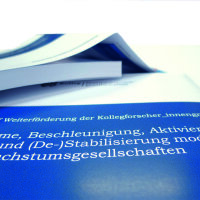 Broschüre DIN A4 mit 6 Seiten im Umschlag