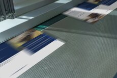 Falzmaschine mit Flyern
